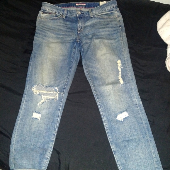 3/$20 Tommy Hilfiger distressed boyfriend jeans - Picture 1 of 5